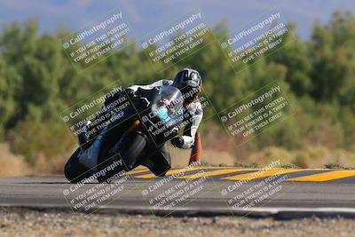 media/Nov-06-2022-SoCal Trackdays (Sun) [[208d2ccc26]]/Turn 7 Set 2 (1050am)/